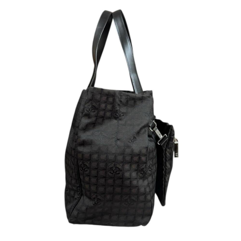 CHANEL Black Tote Bag - Picture 5 of 10